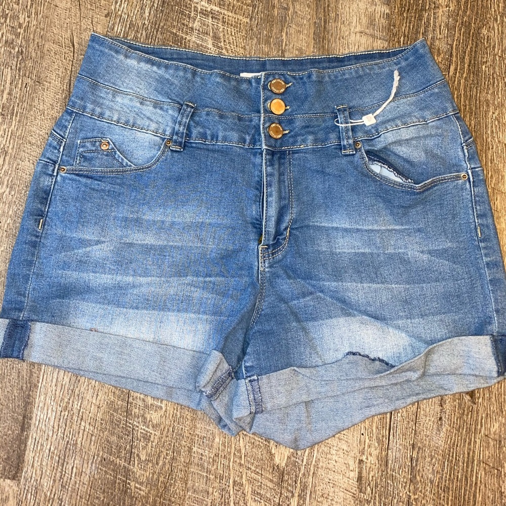 YMI Wanna Betta Butt Jean shorts